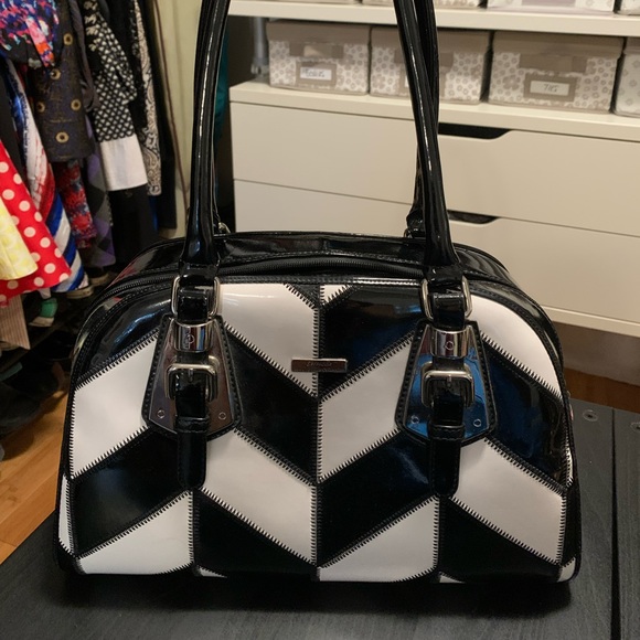 Serenade Beverly Hills Collection Handbags - Brand new Serenade Beverly Hills Collection Purse